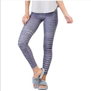 Niyama Sol Barefoot Granite Stripe Legging
